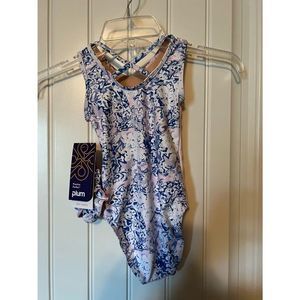 Plum Gymnastics leotard size child small ( fits like xs)